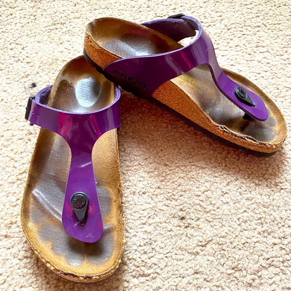 BIRKENSTOCK GIZEH PURPLE LEATHER THONG SANDAL